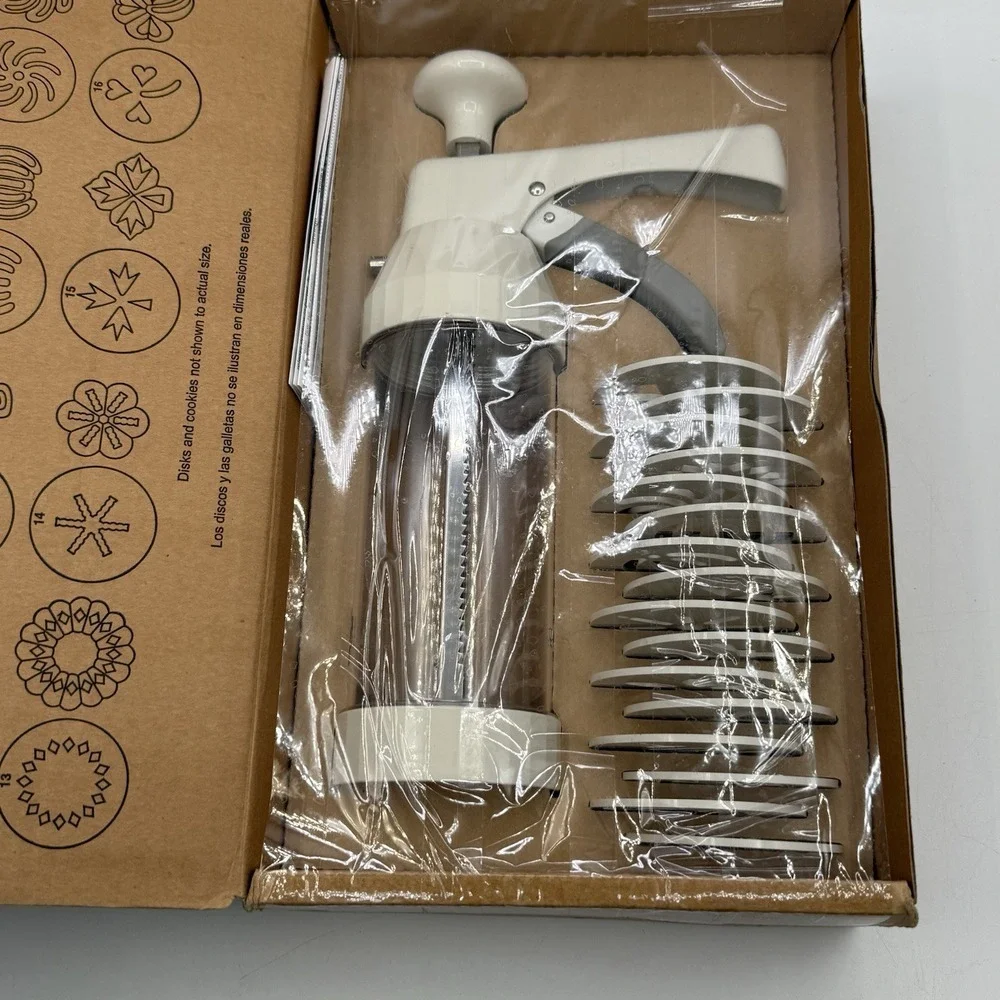 Retired Pampered Chef‎ Cookie Press With 16 Disc Patterns Complete Model 1525